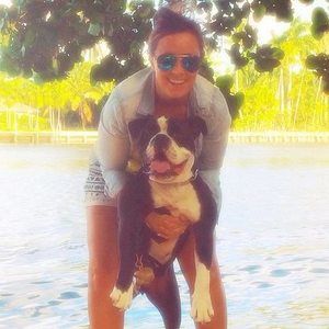 Meet your Posher, Casey